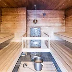 Radisson Blu Plaza Hotel, Ξενοδοχείο 4*