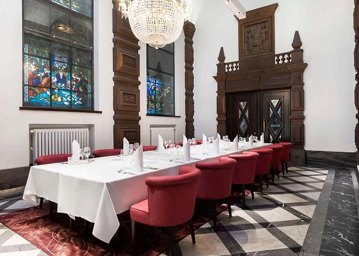 Radisson Blu Plaza Hotel, 4*