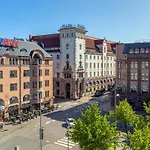 Radisson Blu Plaza Hotel, Hotel 4*