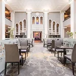 Radisson Blu Plaza Hotel,