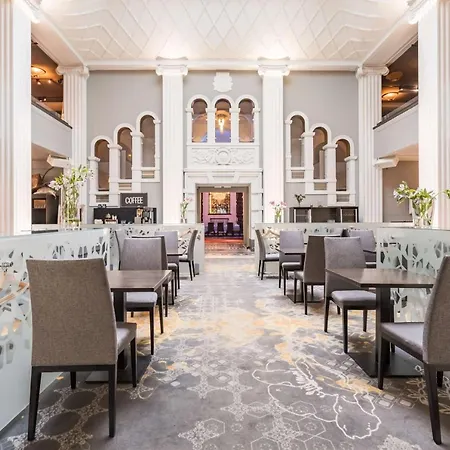 Hotel Radisson Blu Plaza Hotel, 4*
