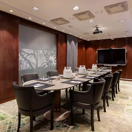 Radisson Blu Plaza Hotel, 4*