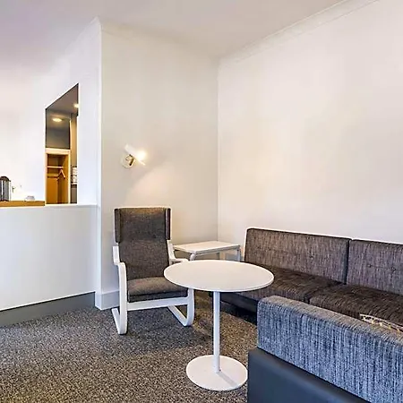 Radisson Blu Plaza Hotel, Hotel 4*