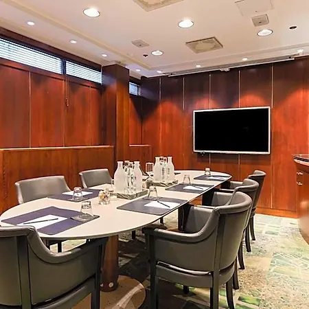 Radisson Blu Plaza Hotel, Hotel Helsinki