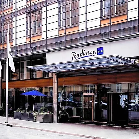 Radisson Blu Plaza Hotel,