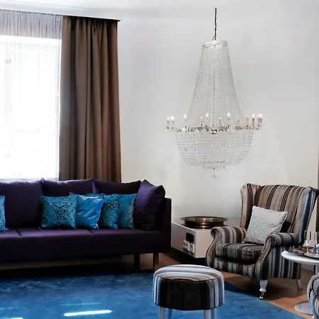 Radisson Blu Plaza Hotel, 4* Helsínquia
