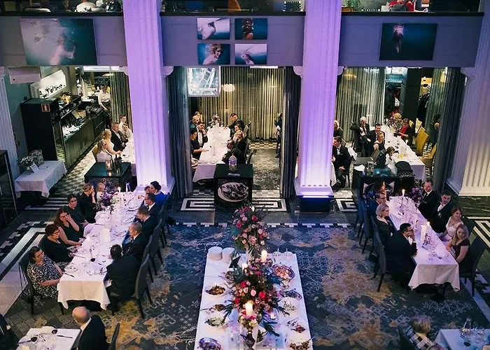 Radisson Blu Plaza Hotel, 4*