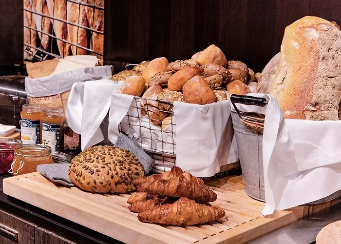 Radisson Blu Plaza Hotel, Отель