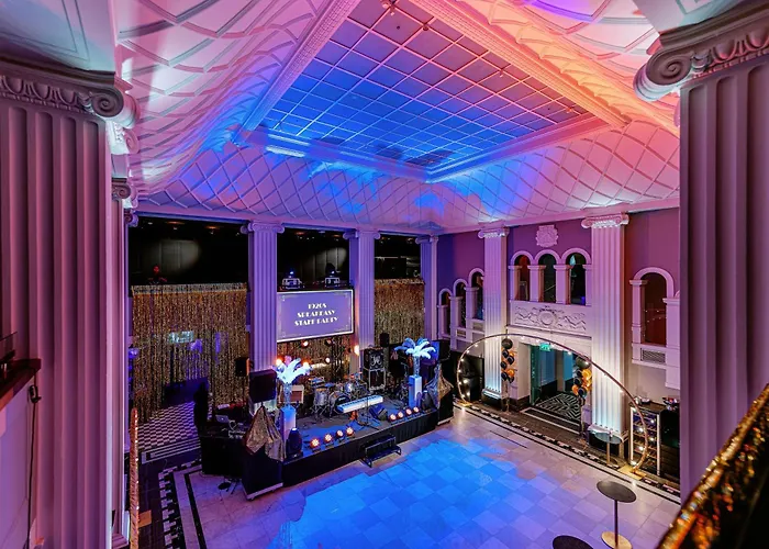 Radisson Blu Plaza Hotel, 4* Helsínquia