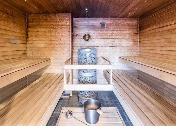 Radisson Blu Plaza Hotel, Отель 4*