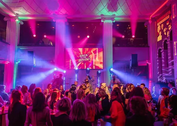 Radisson Blu Plaza Hotel, 4*