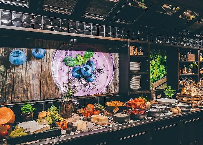 Отель Radisson Blu Plaza Hotel, 4*