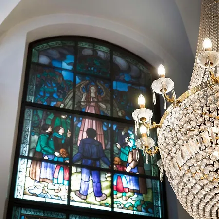 Radisson Blu Plaza Hotel,