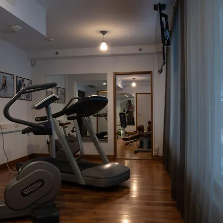 Radisson Blu Plaza Hotel, 4*