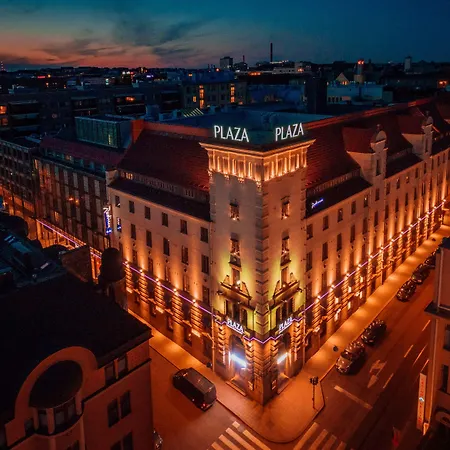 Hotel Radisson Blu Plaza Hotel, 4*