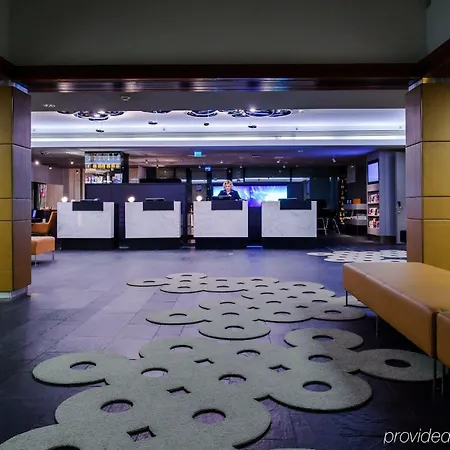 Radisson Blu Plaza Hotel, 4*